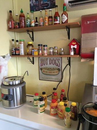 Des Moines Dog House